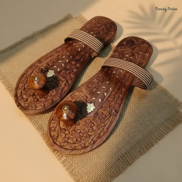Handcrafted Sheesham Wooden Khadau Handcrafted Sheesham Wooden Khadau