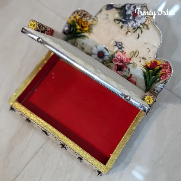 Wooden Singhasan for Laddu Gopal