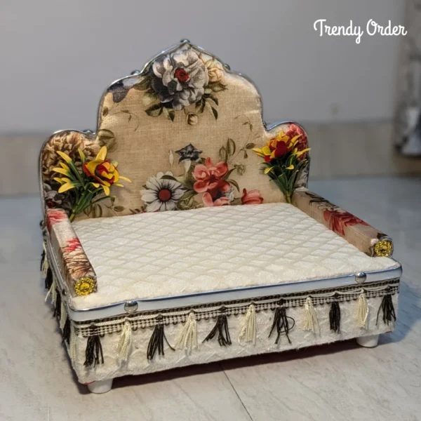 Wooden Singhasan for Laddu Gopal Wooden Singhasan for Laddu Gopal