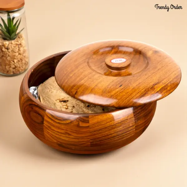 Wooden Chapati Box with Natural Finish Wooden Chapati Box with Natural Finish