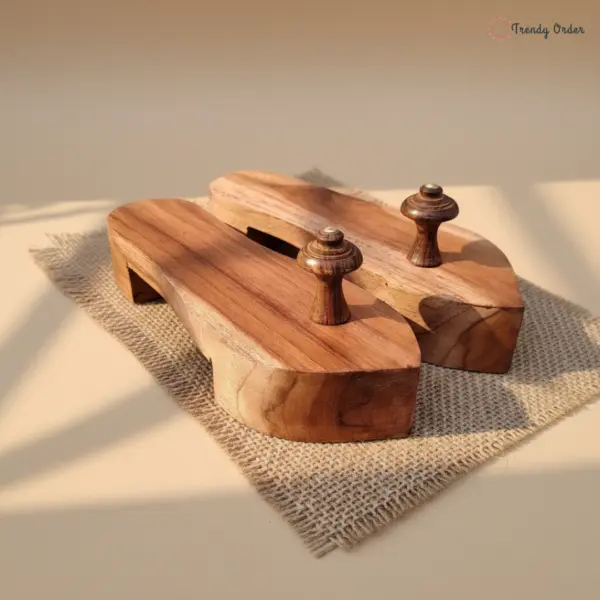 Sagwan Teak Wood Khadau Paduka Sagwan Teak Wood Khadau Paduka