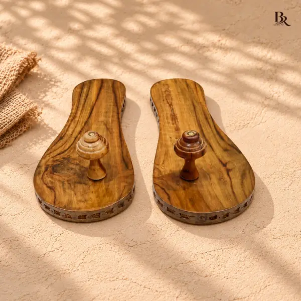 Carved Edge Teak Wood Khadau
